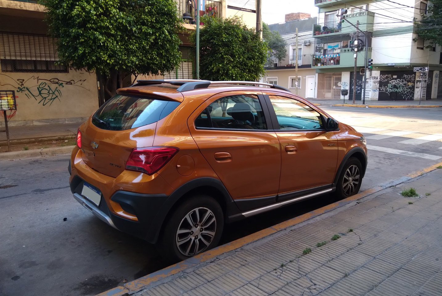 Chevrolet Onix technical specifications and fuel economy